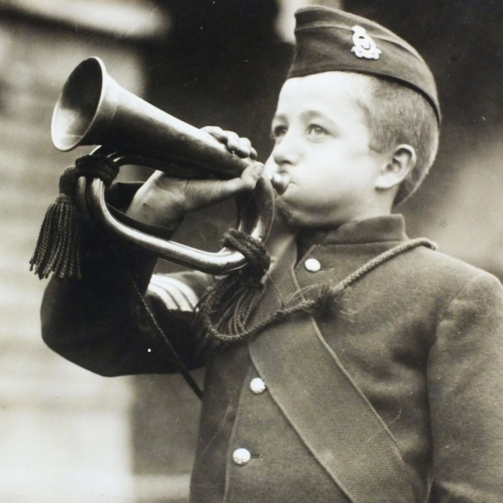 Militaria, Naval and Aviation Auction